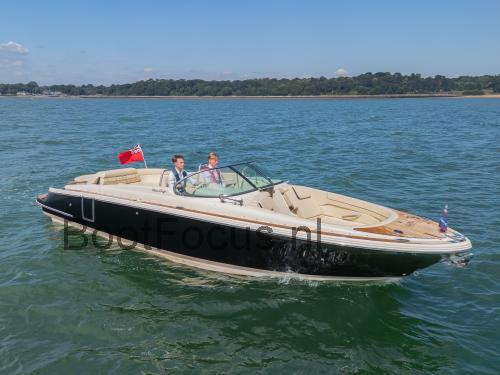 Chris Craft Launch 28 specificaties